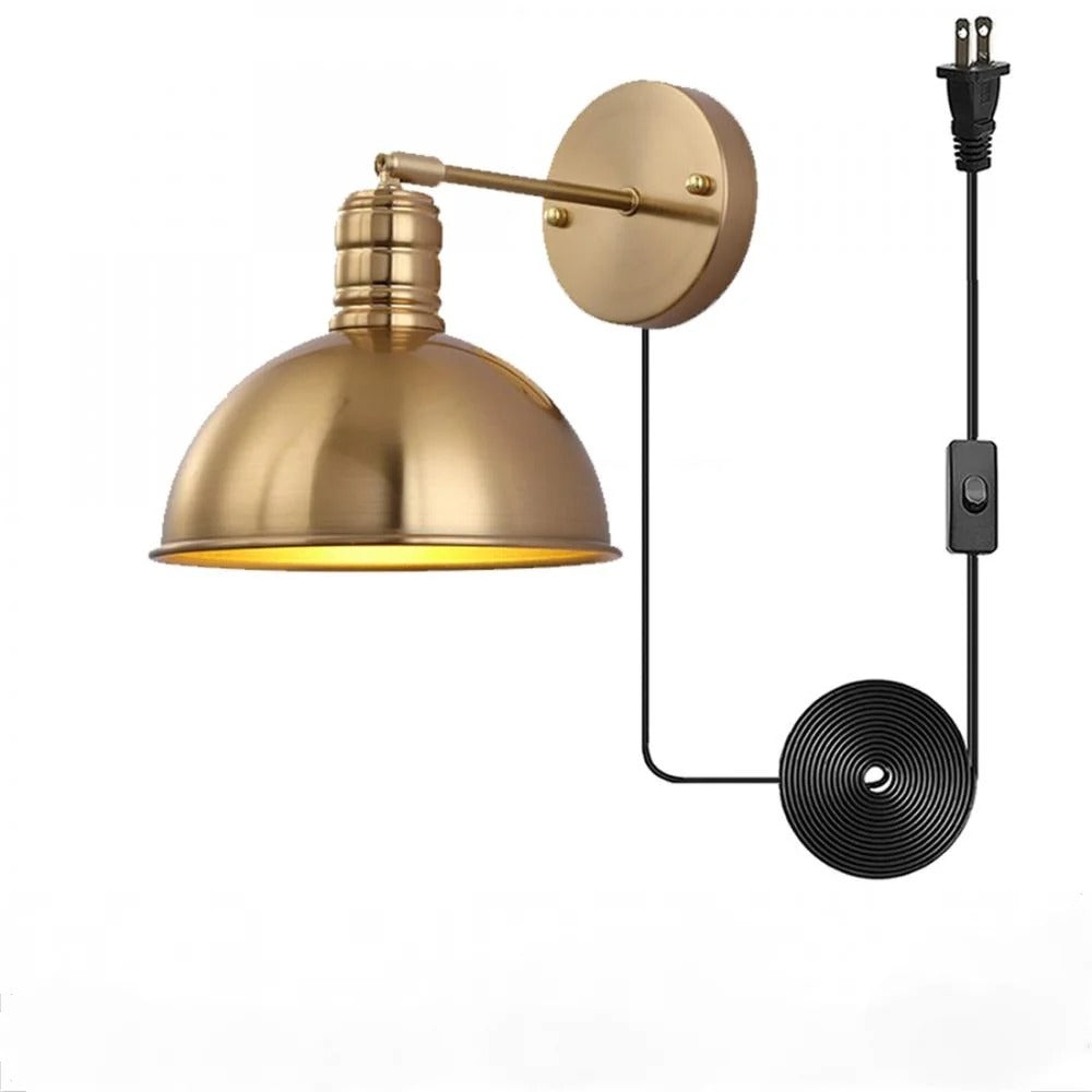 Antique-Style Arm-Mounted Wall Lamp With Brass Shade